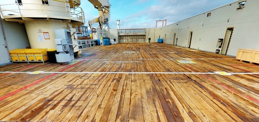 EDT Jane - Exterior Main Deck