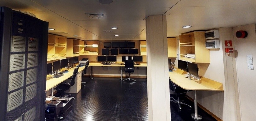 EDT Jane - Survey Room